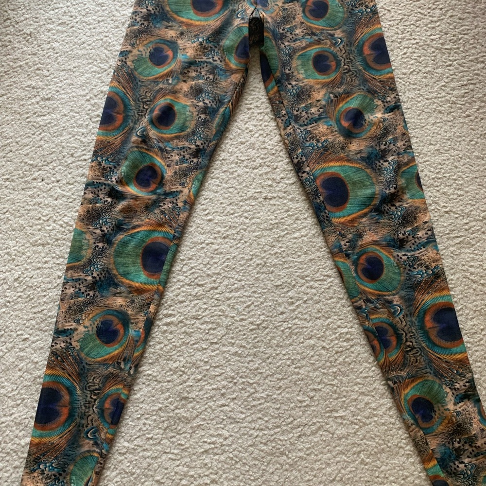 Peacock stretch yoga pants